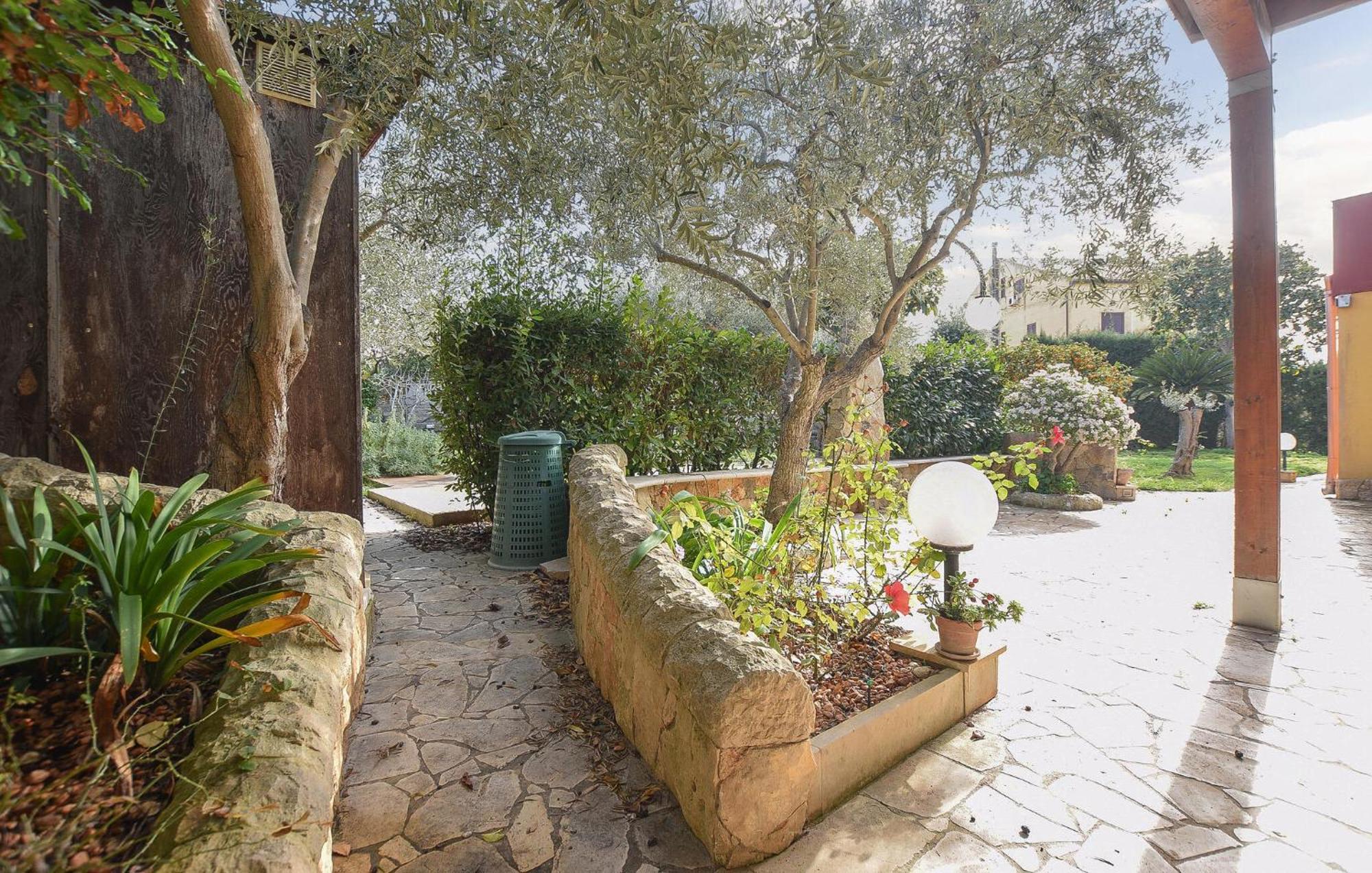 Cozy Home In Marina Di Modica With Wifi Exterior photo